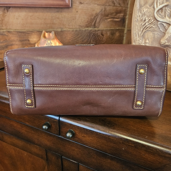 Vintage Dooney & Bourke Tan Leather Satchel - Picture 5 of 15